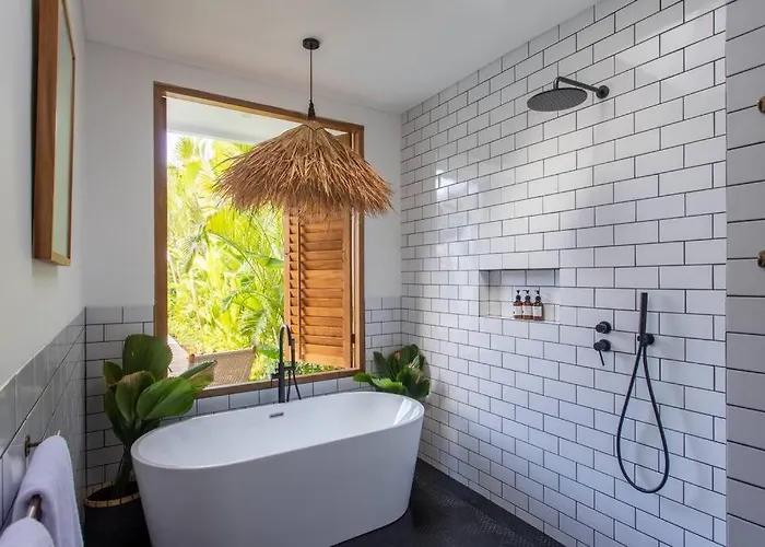 Modern Elegance In Bingin 3 Bedroom Luxury Uluwatu (Bali)
