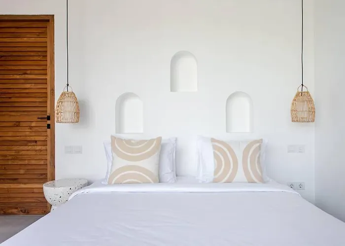Modern Elegance In Bingin 3 Bedroom Luxury Villa *