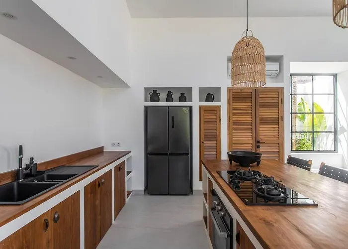 Modern Elegance In Bingin 3 Bedroom Luxury *