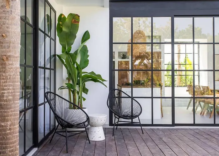 Villa Modern Elegance In Bingin 3 Bedroom Luxury Uluwatu (Bali)