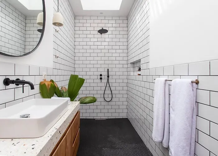 Modern Elegance In Bingin 3 Bedroom Luxury Villa